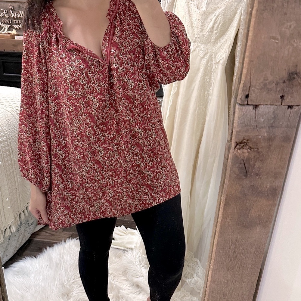 Max Studio Red Floral Blouse size 1X - Picture 2 of 6